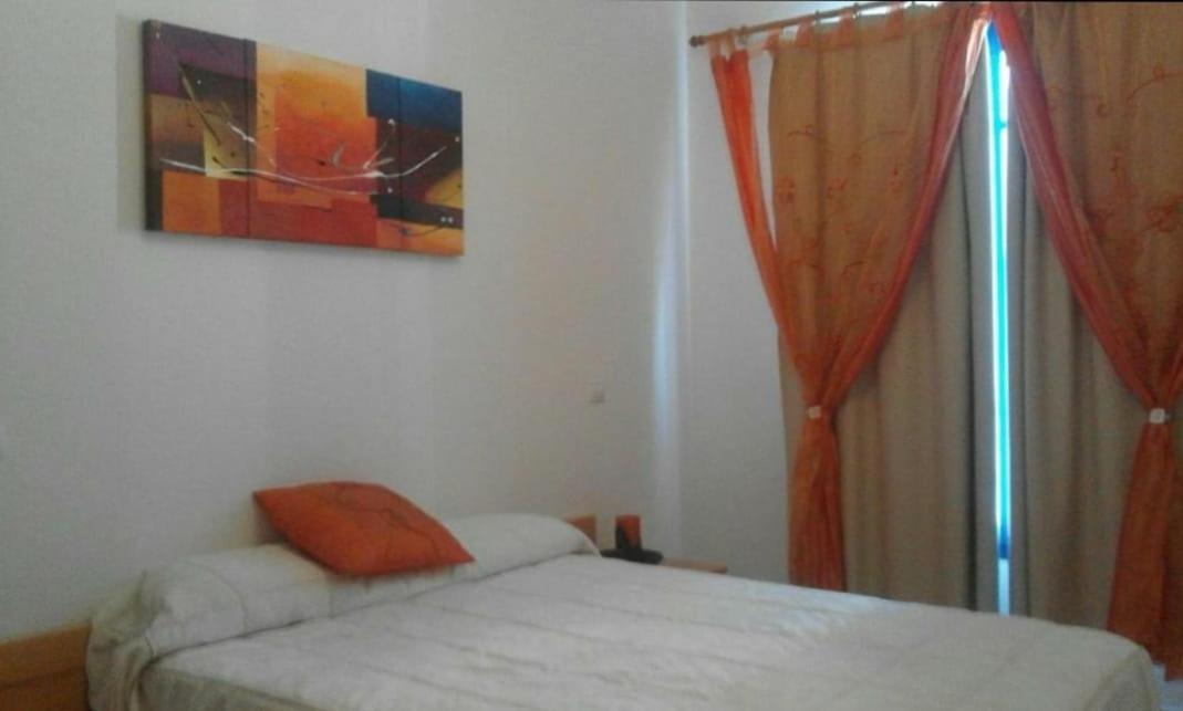 Famara Rooms ภายนอก รูปภาพ